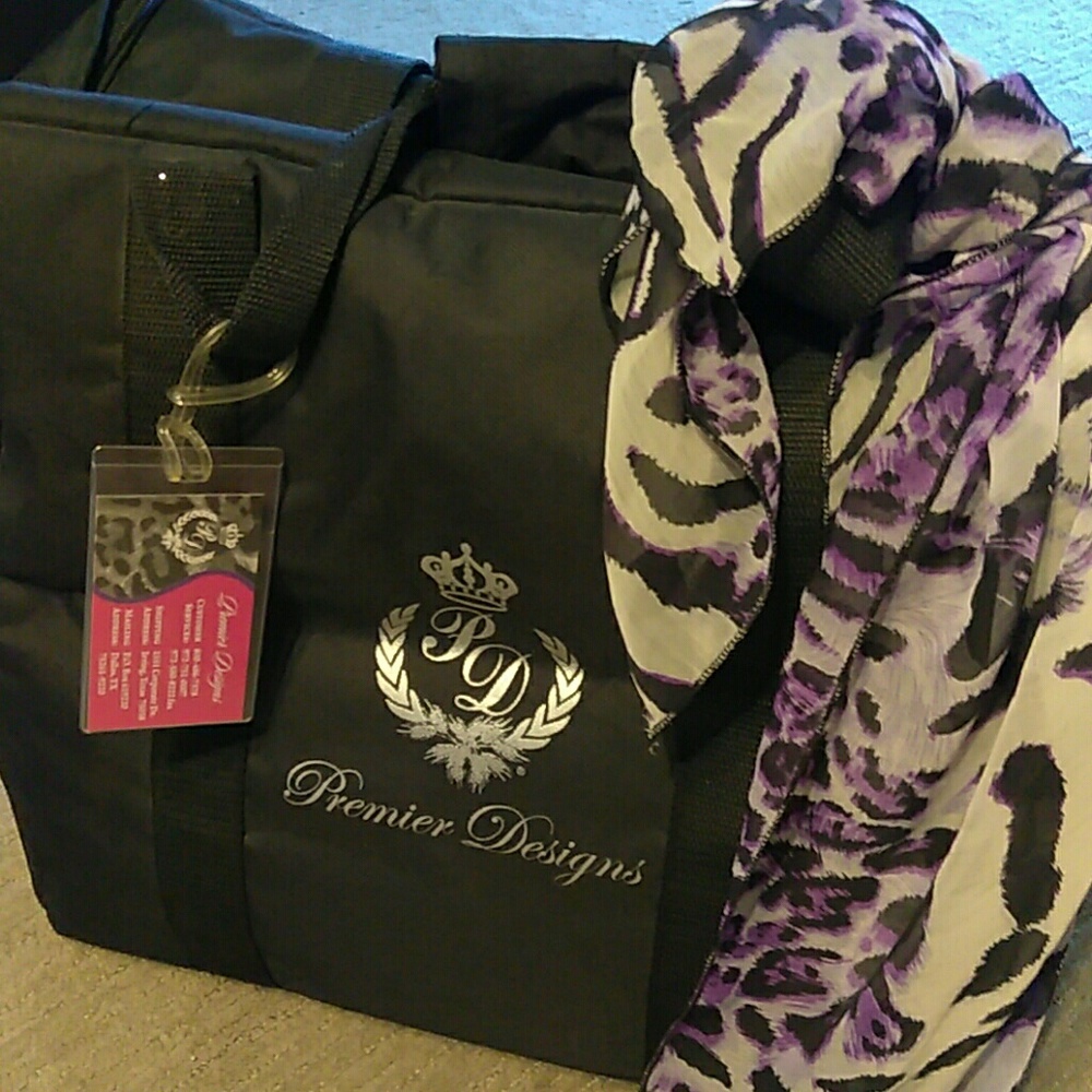 Premiere Jewelry Kit 2019 - Picture 2 of 3